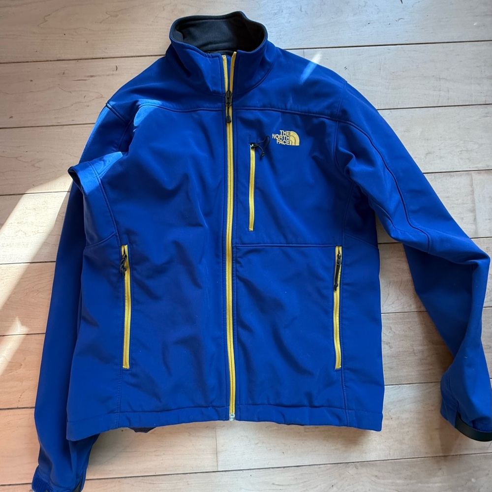 The North Face Men's Blue and Yellow Tek Jacket